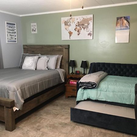Home Away From Home, Recently Renovated North Troy Exteriér fotografie