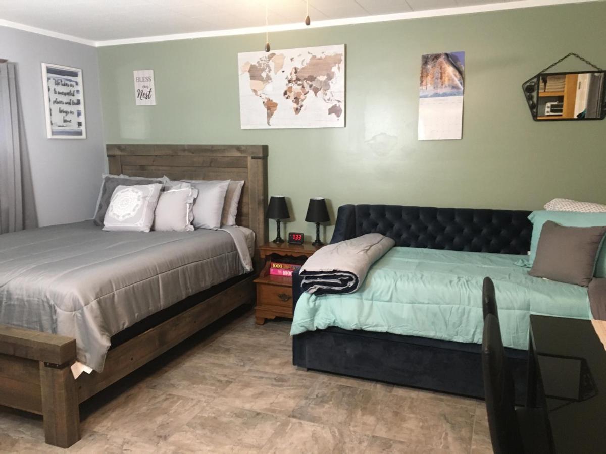 Home Away From Home, Recently Renovated North Troy Exteriér fotografie